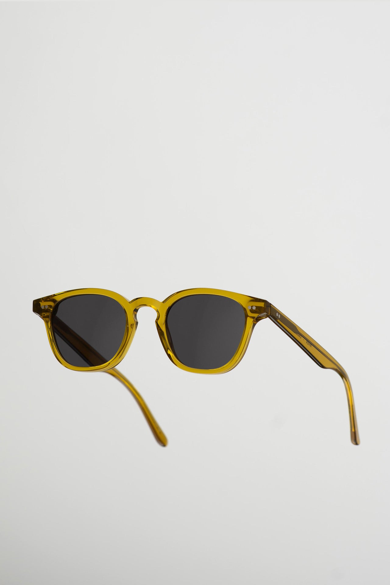 River Caramel, Grey Solid Lens - Monokel