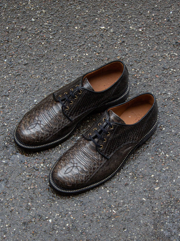 Western Derby Python, Grey - Bright Shoemakers